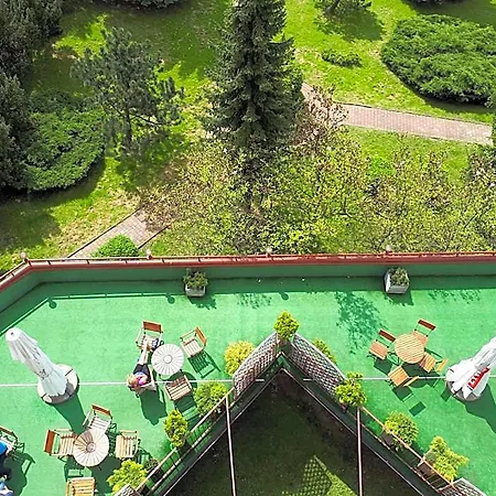 Hotel Jaskółka 3*