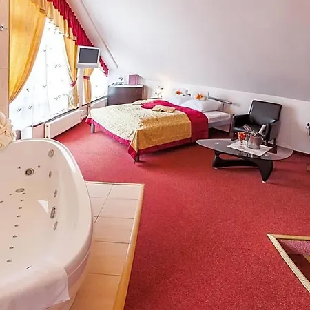 Jaskółka Hotel 3*