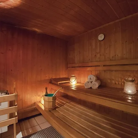 Jaskółka 3*