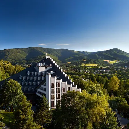 Jaskolka Отель 3*